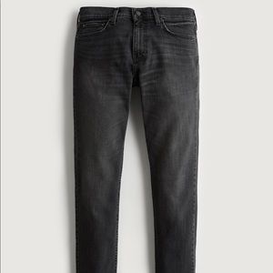 Hollister Skinny Jeans (Men’s)
